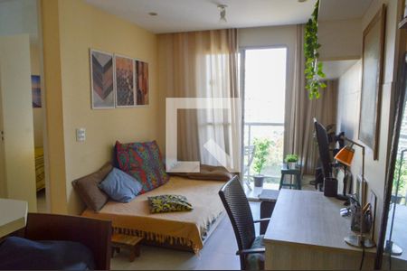 Sala  de apartamento para alugar com 2 quartos, 50m² em Recreio dos Bandeirantes, Rio de Janeiro